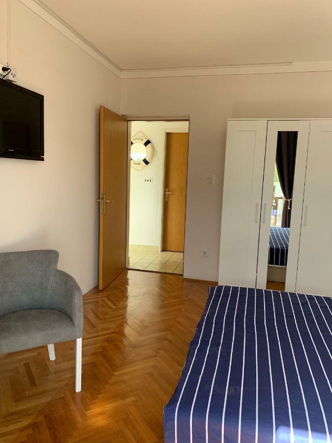 Apartment Trgici Barbat na Rabu Exterior foto